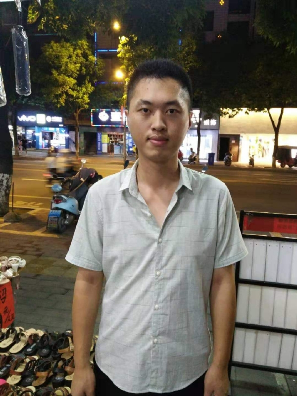 单身的雄鹰的第一张照片--漳平认干亲服务网